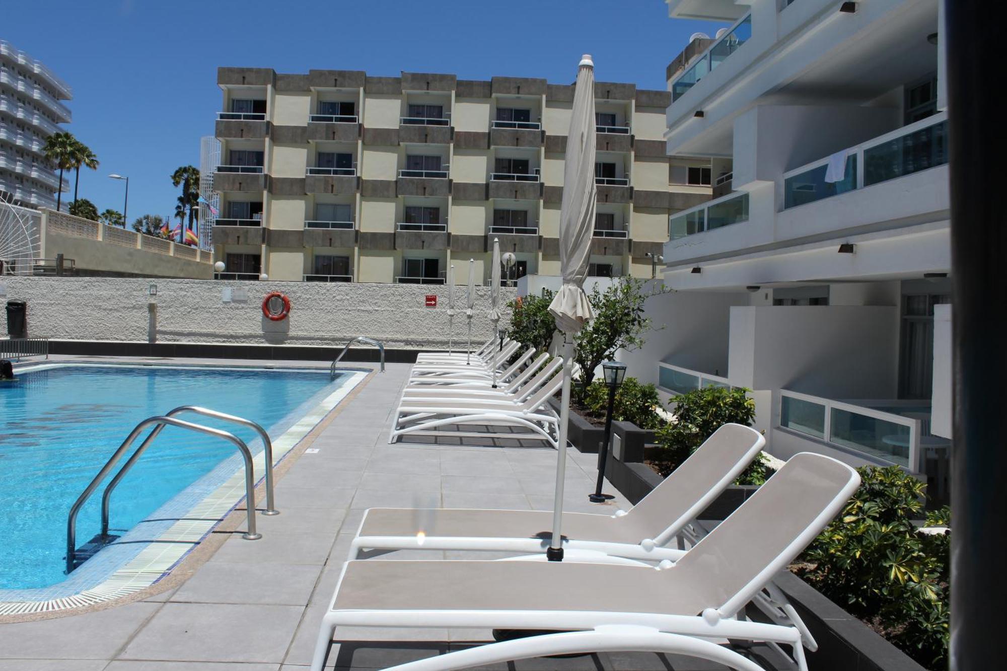 Apartamentos Fayna Playa del Inglés Exteriör bild